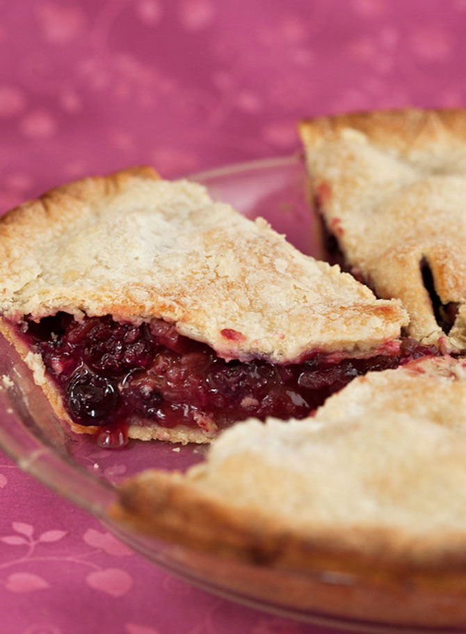 Appleberry-Pie-With-Olive-Oil-Crust