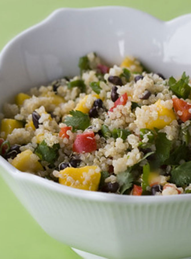 QuinoaSaladBlackBeansMango